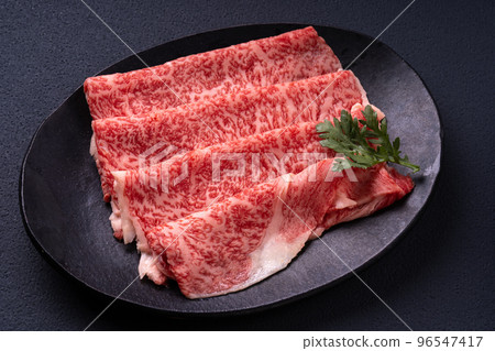 黑毛和牛牛肉壽喜燒壽喜燒 96547417