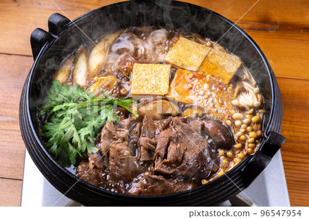 Sukiyaki  96547954
