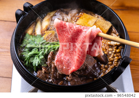黑毛和牛壽喜燒 黑毛和牛壽喜燒 96548042