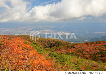 Nihonmatsu City, Fukushima Prefecture Autumn leaves view from Mt. Adatara mountain trail towards Tetsuzan 96548338