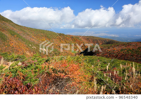 Nihonmatsu City, Fukushima Prefecture Autumn leaves view from Mt. Adatara mountain trail towards Tetsuzan 96548340