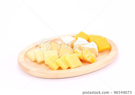 Cheese Platter Hors D'oeuvre Gouda Red Cheddar Camembert Bright Background 96549073