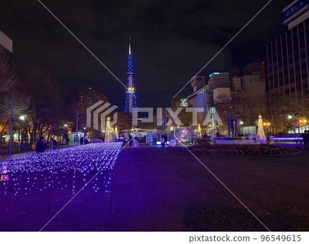 冬天的札幌大通公園 96549615