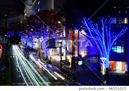 名古屋大津通的燈飾和光跡 名古屋大津通的燈飾和光跡 96551023