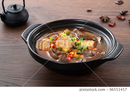 Spicy duck blood jelly stinky tofu Spicy duck blood jelly stinky tofu 96551457
