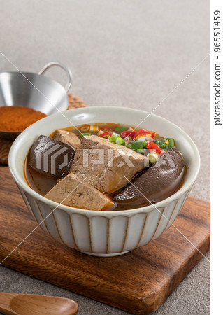 鴨血 麻辣鴨血 豆腐 臭豆腐 Spicy duck blood jelly stinky tofu 96551459
