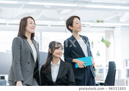 Business woman working in the office 96551883