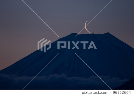 月亮和富士山 月亮和富士山 96552664