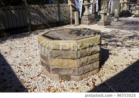 石切鶴屋神社神之社井 96553028