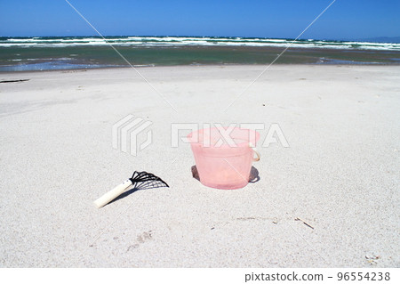 sandy bucket and rake 96554238