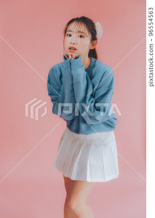 韓風年輕女子照片 96554563