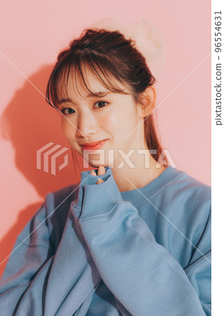 korean style young woman photo 96554631