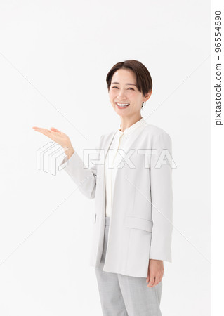 推薦女白底 96554890
