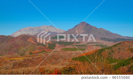 大山和富士山 大山和富士山 96555080