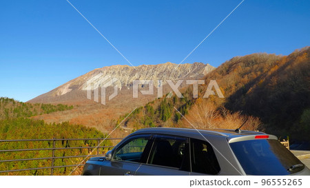 鳥取縣 Kagikake Pass 展望台停車場和大山 2 96555265