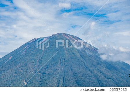日光湖中禪寺觀景台至男體山山頂 96557985