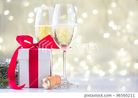 Champagne glasses and gift Champagne glasses and gift 96560211