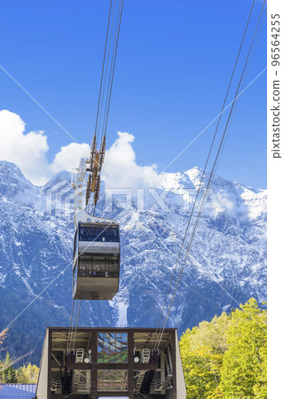View from Shin-Hotaka Ropeway Autumn Leaves Ropeway Hotaka Mountain Range Snow Mountain Snow Scenery 96564255