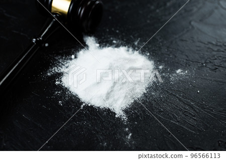 有毒的白色粉末 有毒的白色粉末 96566113