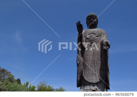 Ushiku Daibutsu世界上最大的銅像 96568079