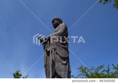 Ushiku Daibutsu世界上最大的銅像 96568080