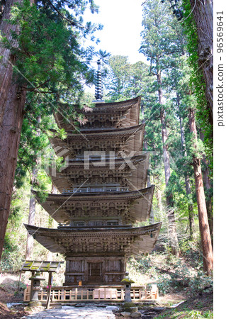 國寶Haguroyama五層寶塔 國寶Haguroyama五層寶塔 96569641
