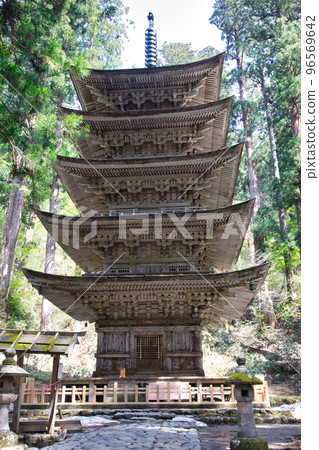 國寶Haguroyama五層寶塔 國寶Haguroyama五層寶塔 96569642