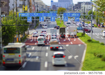 Traffic on Route 4 in a miniature style [Transportation image] 96570786