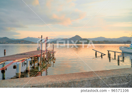 碼頭 船 久美濱灣 京都 海邊 風景 鄉村 96571106