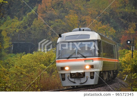 JR Tokai Kiha 85 Series "Limited Express Hida" JR Tokai Kiha 85 Series "Limited Express Hida" 96572345