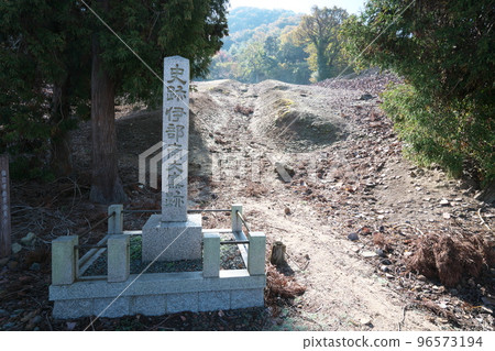 日本六大古窯之一的備前燒村,印部古蹟備前窯遺址,岡山縣備前市印部南台窯址15 日本六大古窯之一的備前燒村,印部古蹟備前窯遺址,岡山縣備前市印部南台窯址15 96573194