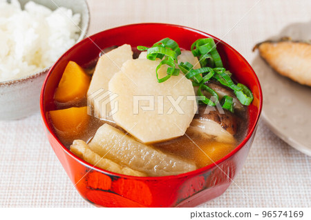 日本料理的Kenchin湯 日本料理的Kenchin湯 96574169