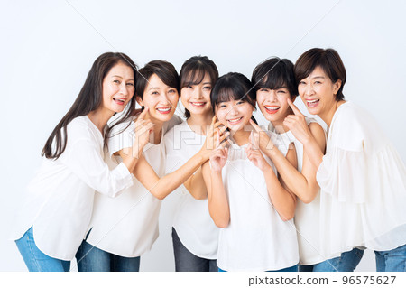 Female beauty multi-generation beauty young middle senior skin care Female beauty multi-generation beauty young middle senior skin care 96575627