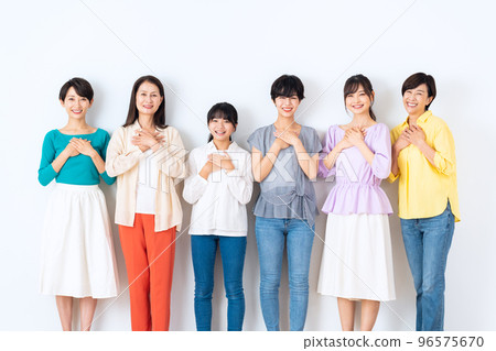 女性多代年輕中老年生活方式 96575670