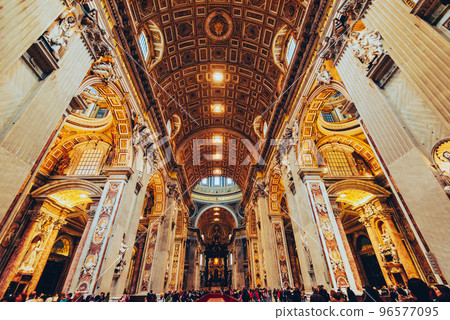 Panoramic view of St. Peter's Basilica in Rome *partially soft focus 96577095