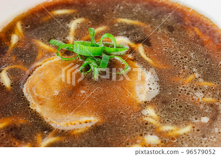 Foam soy sauce ramen 96579052