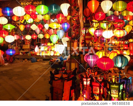 Lantern Festival in Hoi An, Vietnam, a World Heritage Site 96580838