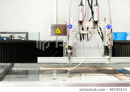 Cutting machine 96585814