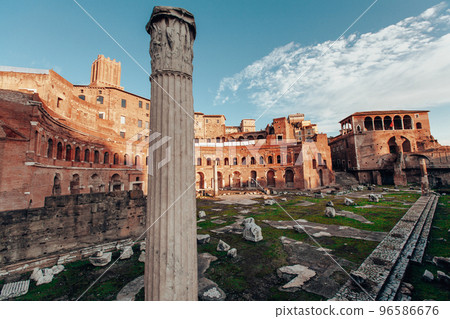 Rome, Italy, ruins of the old city. 96586676