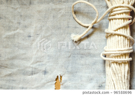 skein of rope 96588696