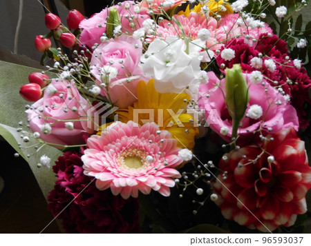 Seasonal Bouquet ~ Winter 96593037