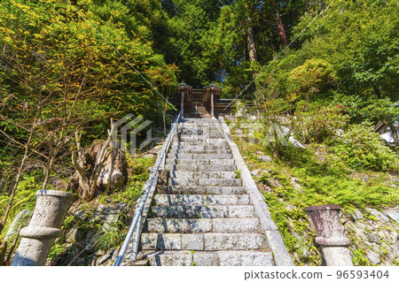 Nagareya Hachiman Shrine Main Hall (Amami, Kawachinagano City, Osaka Prefecture) 96593404