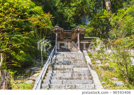 Nagareya Hachiman Shrine Main Hall (Amami, Kawachinagano City, Osaka Prefecture) 96593406