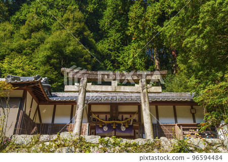 石清水八幡宮八幡神社（大阪府河內長野市奄美） 96594484