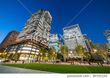 Urban scenery "Tokyo" in front of Tokyo Station, Marunouchi Urban scenery "Tokyo" in front of Tokyo Station, Marunouchi 96595105