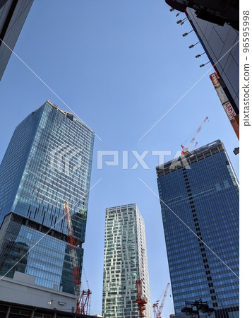 建設中的建築街 96595998