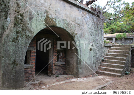 5 號砲台遺跡（友之島） 96596898
