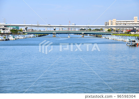 春江橋/新中川上游/面向南椿橋（東京都江戶川區）[2022年10月] 96598304