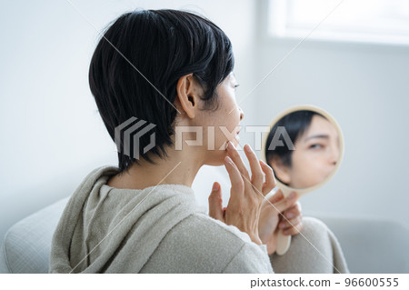 皮膚護理的形象 皮膚護理的形象 96600555