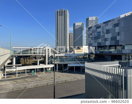 神奈川縣川崎市西外區JR橫須賀線鹿島田新川崎站前 96602020